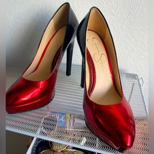 Jessica Simpson Red & Black Patent Leather Ombré Pumps - Size 6